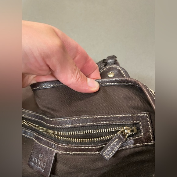 Gucci Canvas Meduim Pelham shoulder bag - Picture 9 of 13